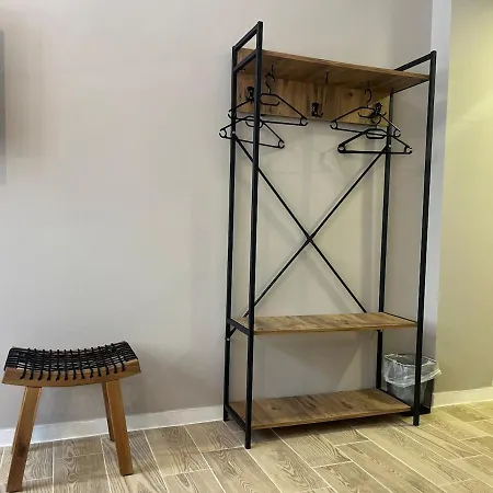 Elegant Fragkon Thessalonique