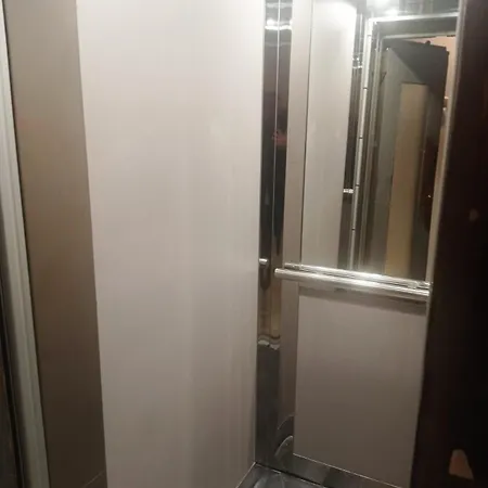 Elegant Fragkon Apartamento *